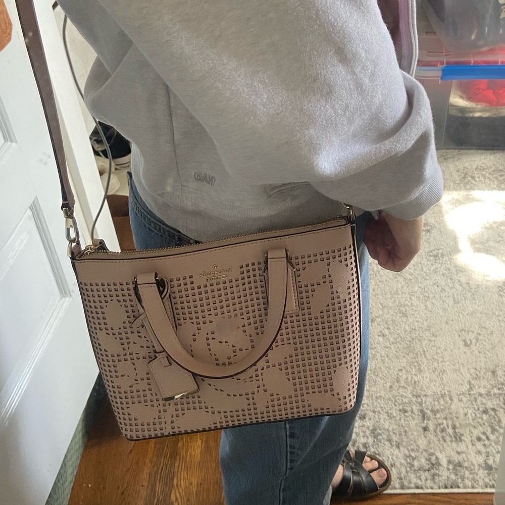 Kate Spade Purse - Picture 7 of 8